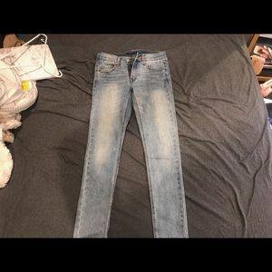 Brandy Melville Light Wash Jeans